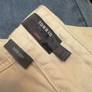 Torrid Cream Jegging with Button Detail